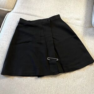 B2000 vintage school girl skirt safety pin